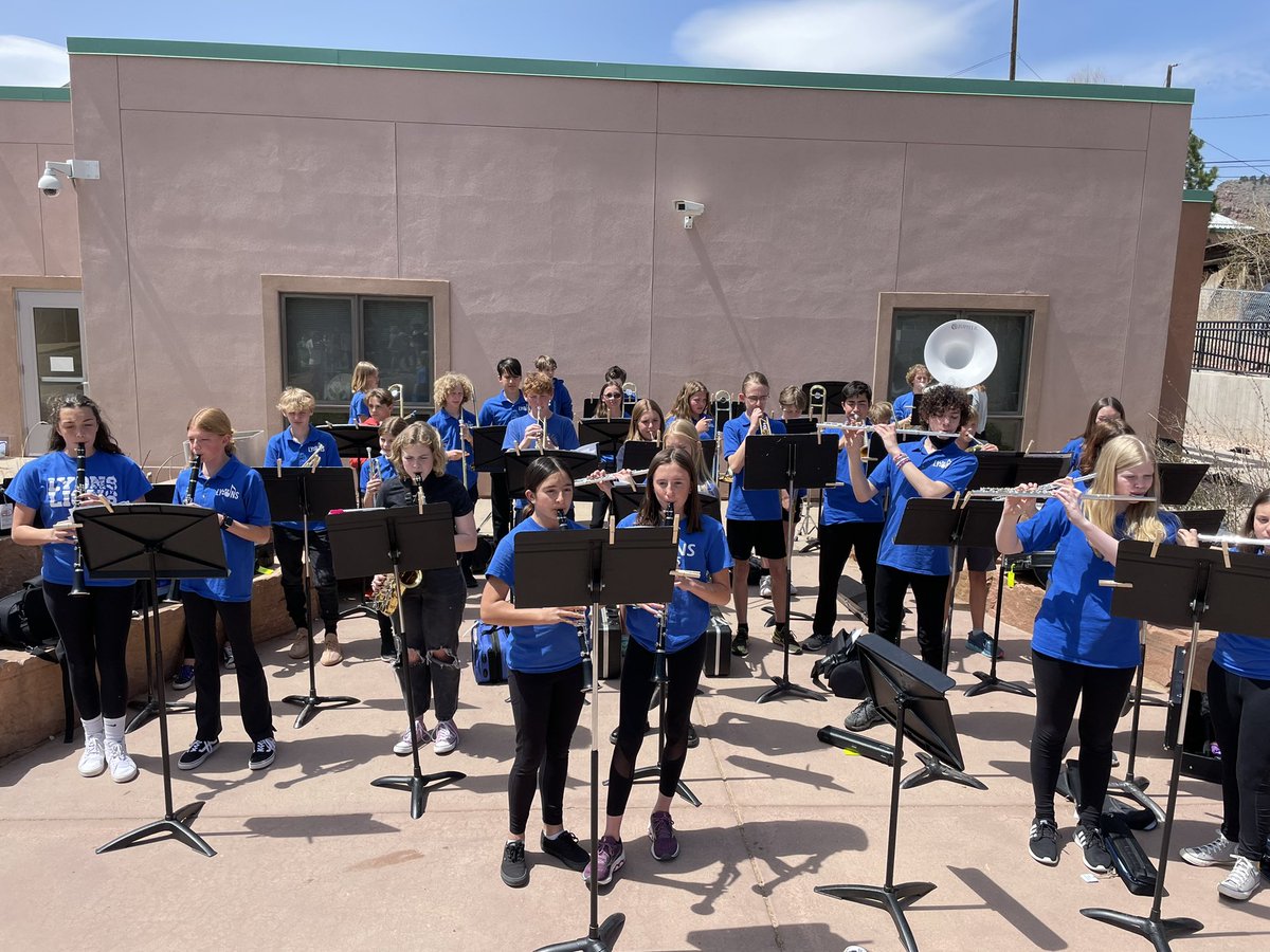 LyonsCOBand's tweet photo. The Lyons Advanced Band did a great job of getting the Lyons Elementary 5th graders excited about band in middle school.  Kids are the best recruiters!!! @LyonsLionsCO #StVrainStorm #smallANDmighty https://t.co/GSuCJd9vCM