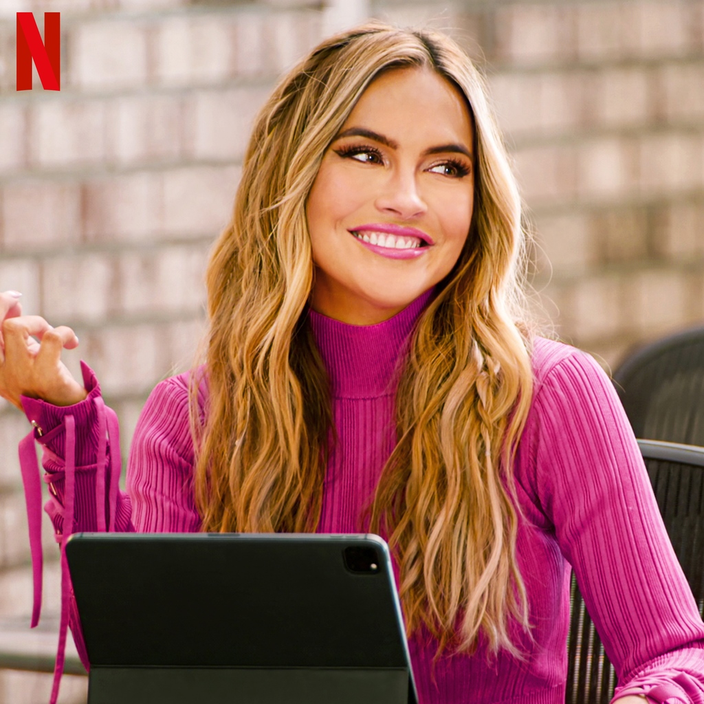 WCplusA's tweet image. America's favorite guilty pleasure is back and #1 in the US. Such a fab collaboration with @netflix 

#sellingsunset #wcplusa #netflix