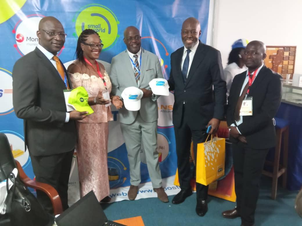 Salon #innovation &amp; #numérique #Osiane 22. Sur le stand de la Poste avec notre invité d'honneur, le SG de #UPAP. Demain Conférence postale avec les #postes et #régulateurs de la sous-région <a href="/UPU_UN/">Universal Postal Union</a> <a href="/PrimatureCongoB/">PrimatureCongoB</a> <a href="/PostesTelecomcg/">PostesTélécomsECoNum</a> <a href="/OsianeCg/">Osianecg</a> <a href="/BM_Afrique/">Banque mondiale AFR</a> <a href="/LeonJuste/">Léon-Juste Ibombo</a> <a href="/LeonideMbossa/">Leonide Mbossa</a>