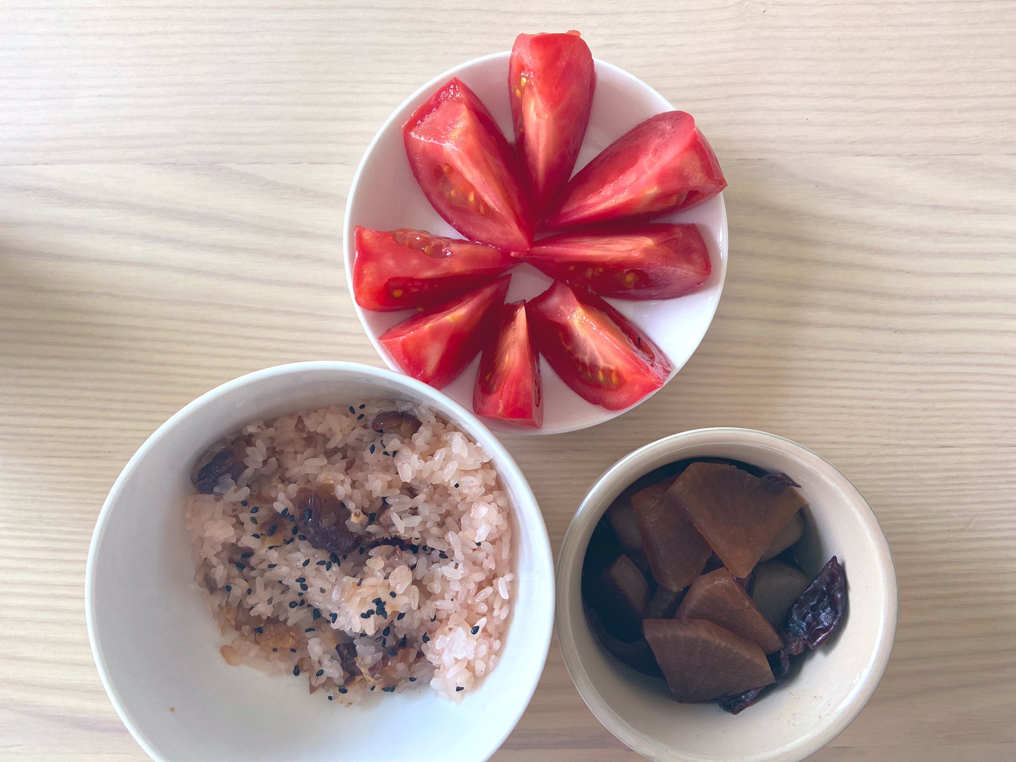ぴか 料理 ダイエット垢 元ピカチュウ おはようございます 赤飯 激甘 おばあちゃんお手製 トマト イカ大根 366kcalでした 糖尿病 レシピ 献立 食事 甘い赤飯しか勝たん T Co Ptckuchqfh Twitter