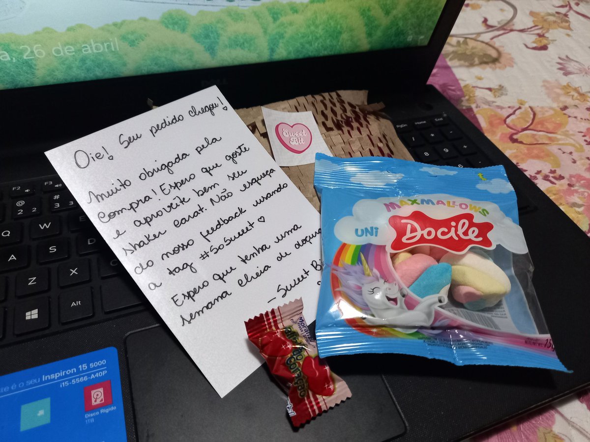 coupsyong's tweet photo. @sweetbitshop obrigada pelo atendimento maravilhoso e pelo carinho com os produtos serio 💕 simplesmente apaixonada!!! #SoSweet 

(a fotografa nao eh das melhores mas o que vale eh a intençao) https://t.co/XEt4daNjz5