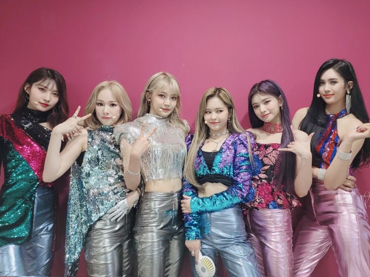 portaleverglow's tweet photo. [THREAD] Saiba como ajudar o #EVERGLOW no novo projeto da MNET, Road to MCountdown 1st Gen, #ROAD_TO_MAX. 

#에버글로우 #エバーグロー @EVERGLOW_twt https://t.co/bT0GBUrCcK