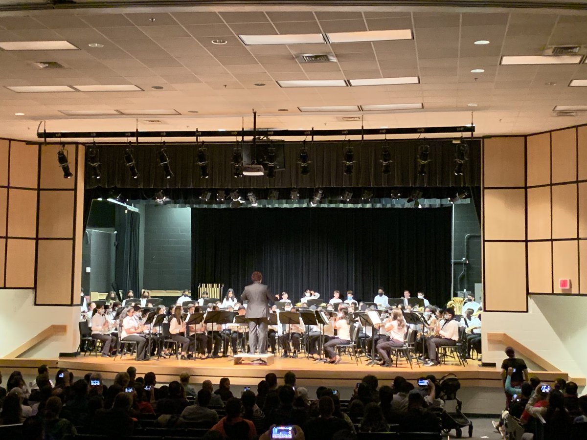 Stone Hill Middle tweet media