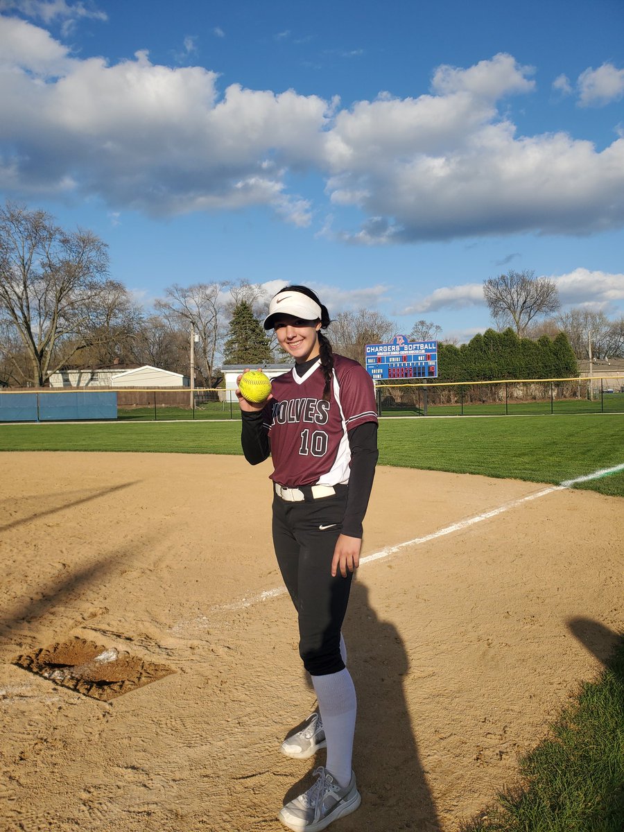 prairieridgesb's tweet photo. Great W today! Emily Harlow with a 3-run 💣! When we're on,  we're on!! 
#keepitup https://t.co/osvKBvuhaj