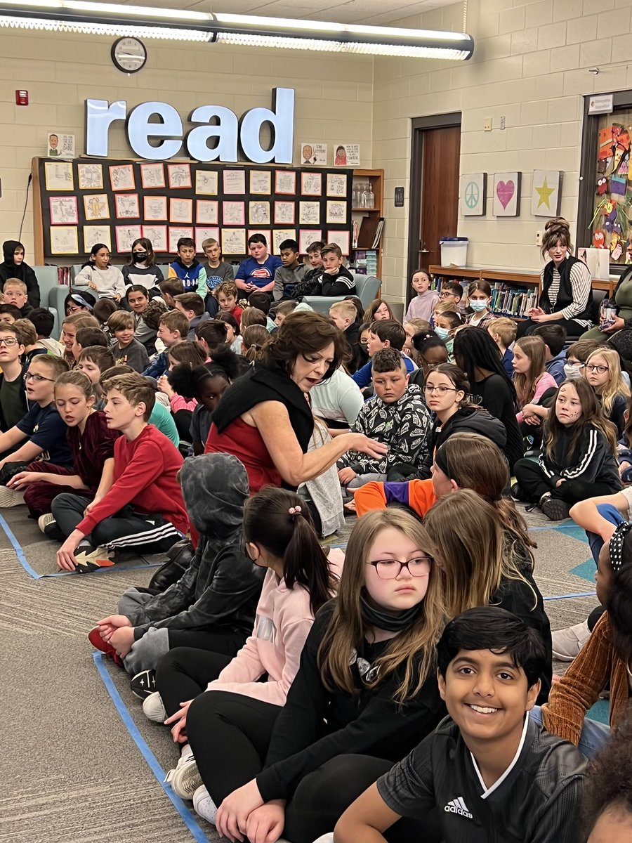 Long Meadow Hares tweet media