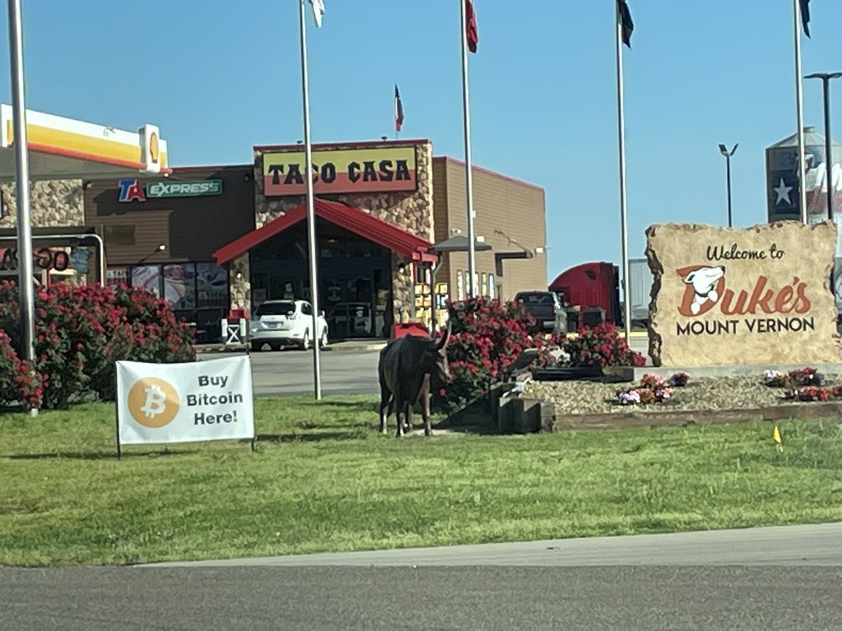 comeandtakebtc's tweet photo. Come visit us at Duke’s in Mount Vernon, TX to buy and sell #bitcoin!  Have questions or need help getting started?  Give us a call or text @ 903-600-6688. https://t.co/XsSubjg0Ee