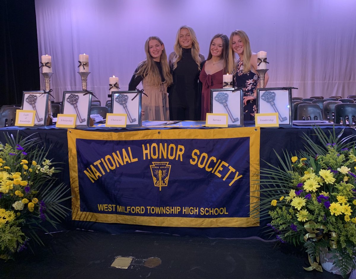 So proud of Katelyn, Ellie, Joey, and Abby representing the Gymnastics Team at the National Honor Society induction! Proud of you ladies and all the students from West Milford selected to this prestigious organization! #highlanderpride #leavealegacy ⁦@WMAthleticDept⁩ ⁦