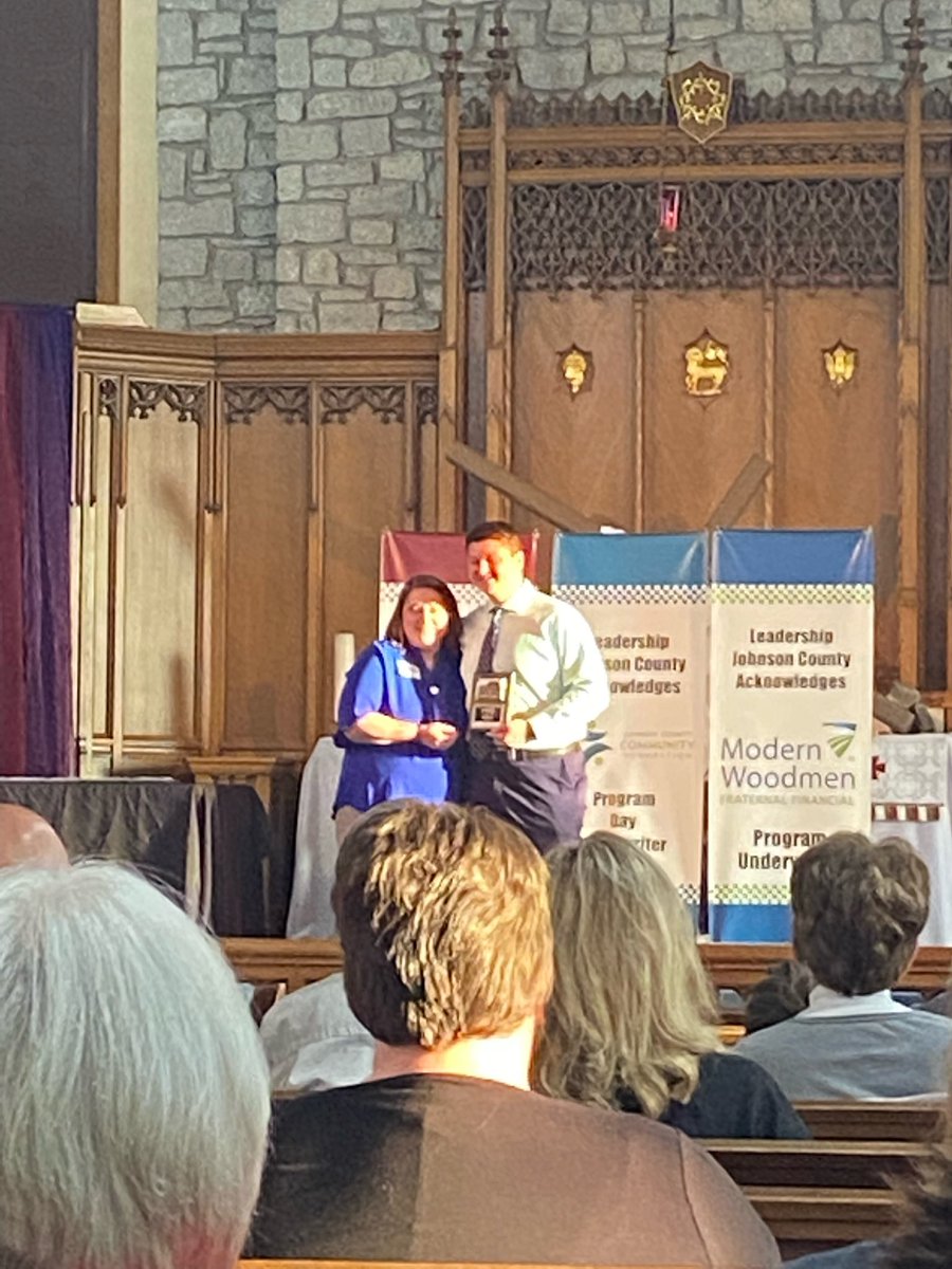 GHSWoodmen's tweet photo. Congratulations Caleb Shaw, Andrew Jones, Samuel Fenner, and Elizabeth Carlyle! These four outstanding students represented GHS in the 2022 Johnson County Youth Leadership graduating class. https://t.co/VNr5DhrCEf