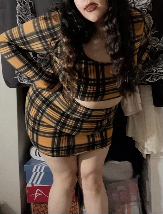 1 pic. rt and like! if i been a naughty school girl ☺️ https://t.co/Dhu9KcsFXL