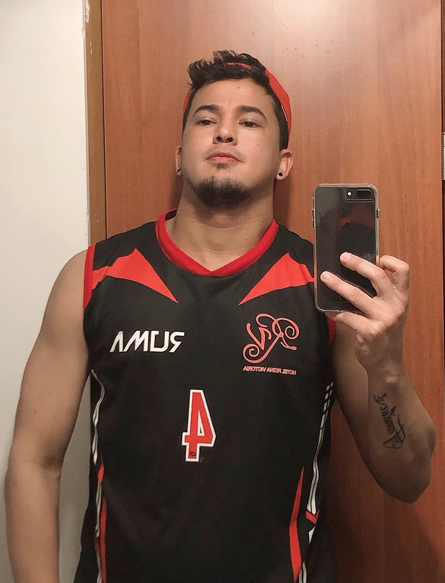 Andrés P Leyton  tweet media