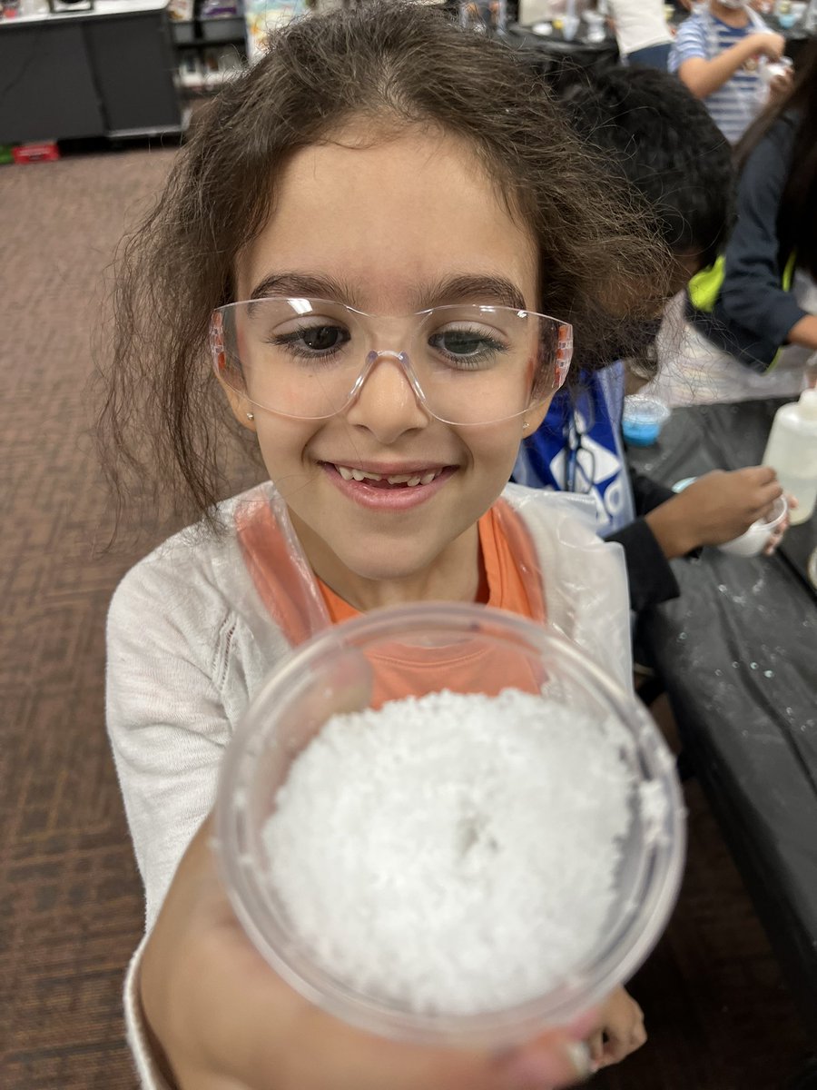 We had so much fun today doing hands on experiments with Funtastik Labs! 🥼🧪👩🏻‍🔬🧑🏻‍🔬

Aren’t they the cutest little scientists! <a href="/FirstGrade_ASE/">ASE First Grade</a> <a href="/ASE_Dalmatians/">Sullivan Elementary</a>