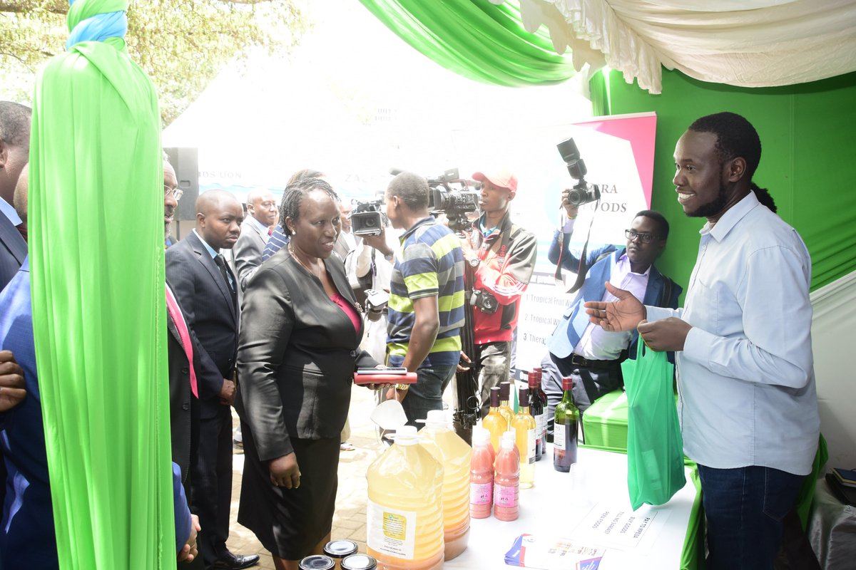 uonbi's tweet photo. It's Day 2 of #NIW2022 Visit the #Innovation #exhibition stands and interact with the innovations on display 
#InnovateKE
@InnovationNIW @RPEUoN https://t.co/jrr4YkvlUN