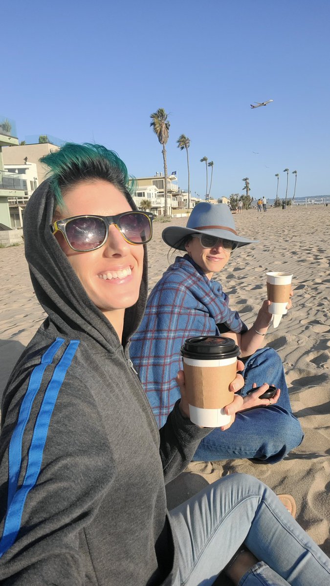 karidlane's tweet photo. Family + #beach + #coffee = π₯°
It was a bit cold and windy but it was a very nice visit. #PlayaDelRay https://t.co/U1FoWLhJNK
