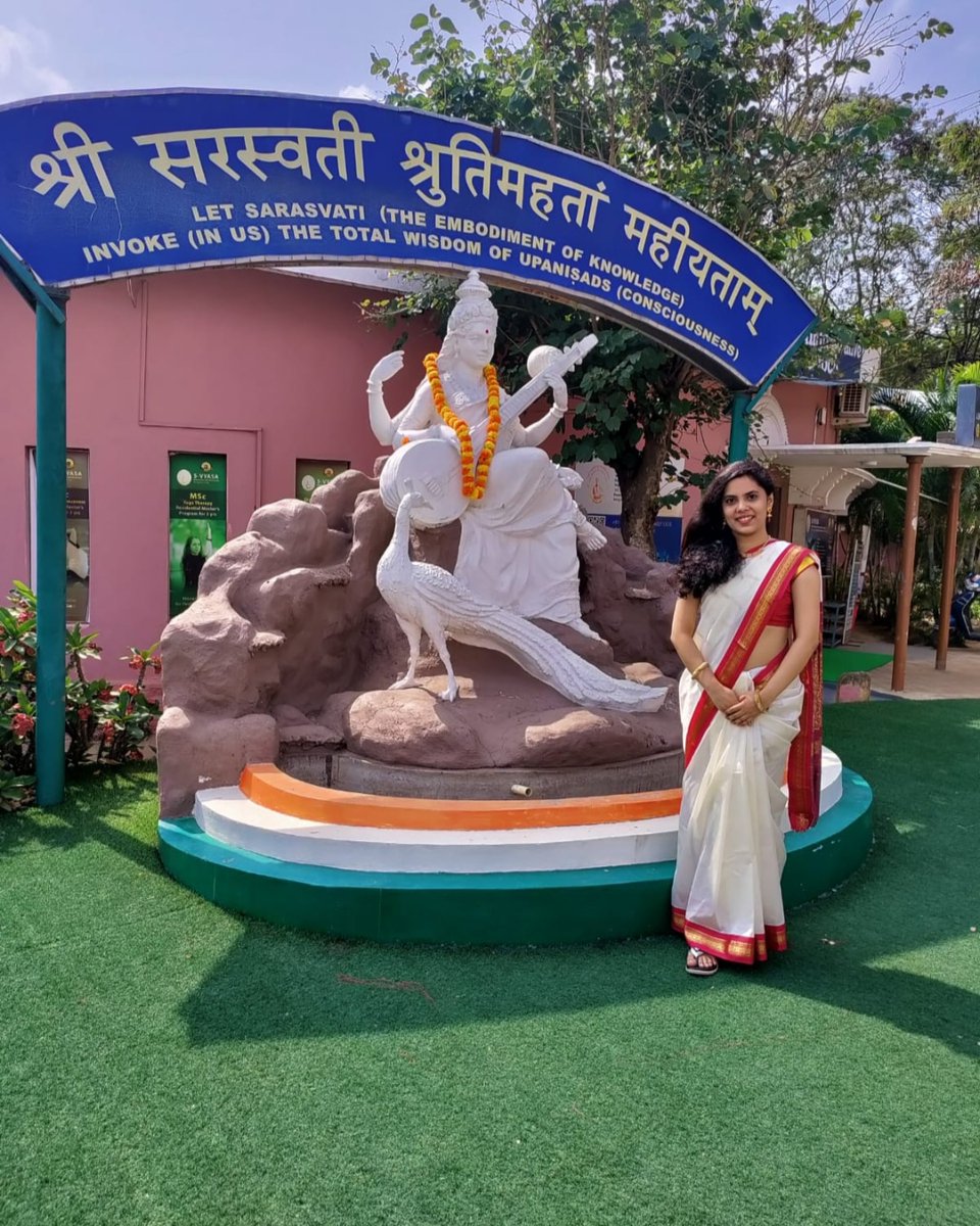 Snehanyog's tweet photo. Finally Master of Science Yoga Therapy 👩‍🎓
#Yoga #masters #therapist #dreamcomestrue https://t.co/9WaJPXzIwd