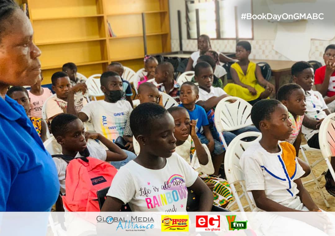 EuniceTornyi's tweet photo. #UNESSCO #WorldBookDay was successfully marked by GMABC @Official_GMA at Dunk Library James Town during #Kanemo
#AfricanWomensVoices 
#BookDayOnGMABC
#WCW #womencrush #future @etv_ghana @HAPPY989FM @y1025fm @Y1079FM @Y979FM @HAPPY989FM https://t.co/lRXtgsEgeX