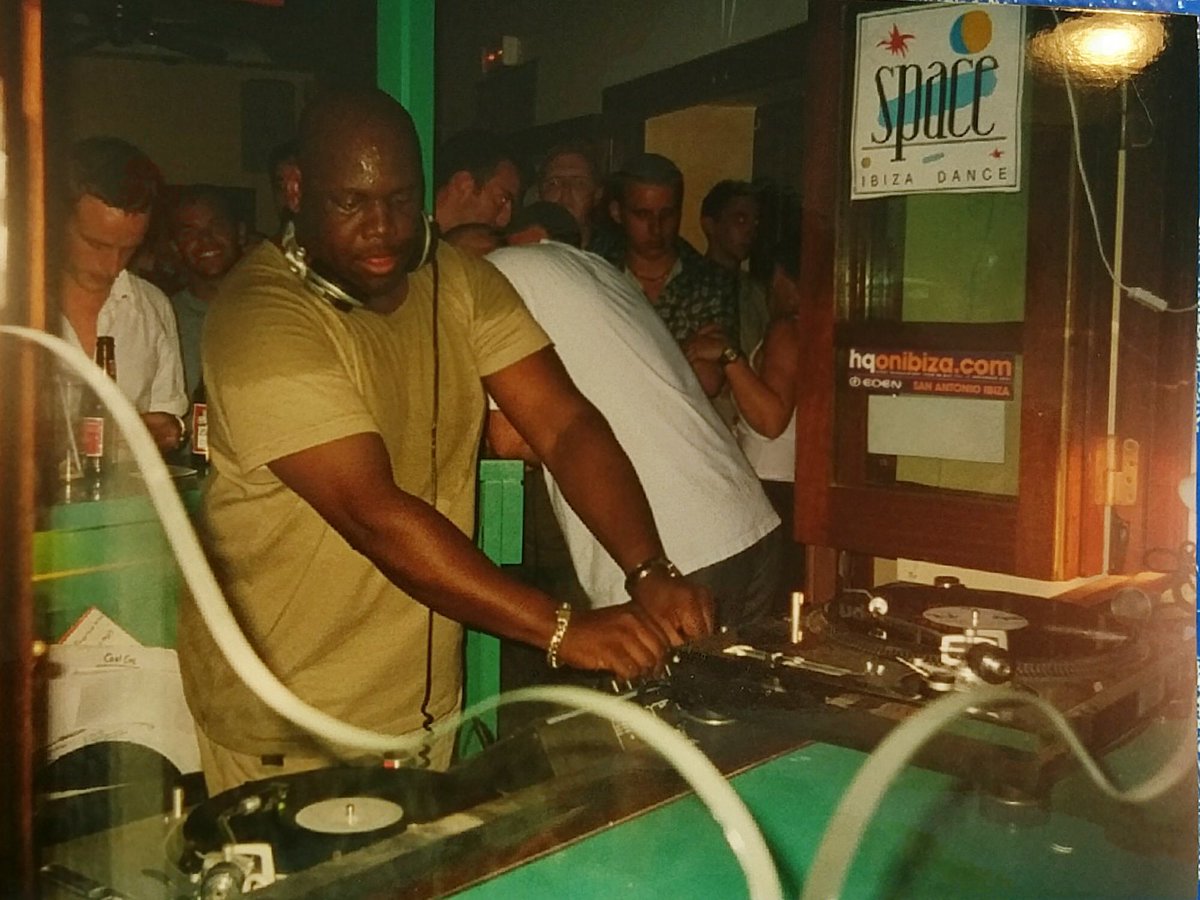 ‘Carl Cox at Savannah 2001’

Photo Credit ▶️ @a1057940 

@savannahibiza #ibiza #ibizapast #mamboibiza #sanantonio #savannah #housemusic #savannahibiza #techno @carlcoxofficial #carlcox #carlcoxofficial