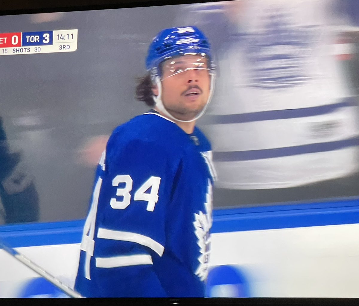 Not surprised he’d want to take another look at that one. 60 for 34. What a sniper. #AustonMatthews