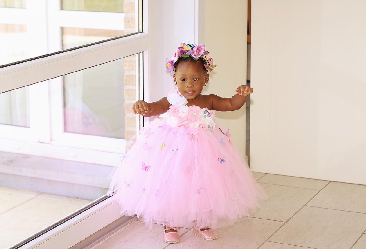 BankOnGreene's tweet photo. The girl with the perfect face, the perfect eyes, and the perfect smile.

The girl that forever changed my world and taught me how to love in ways that I never knew were possible.

Happy Birthday my darling Zhuri Alyssa Bankole-Greene https://t.co/UqA2q9yPlb