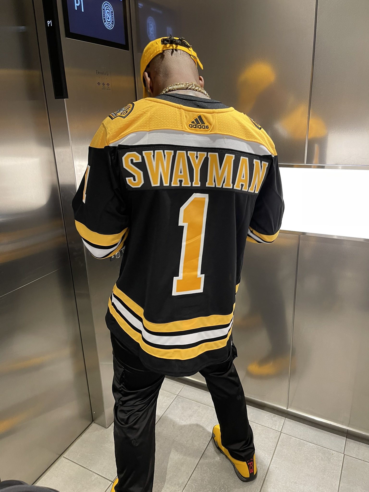 Jeremy Swayman has 'no ill will' after arbitration hearing with Bruins