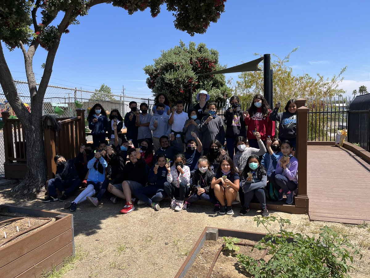 yogigis's tweet photo. Learning about gardening! Students planted Rosemary and Succulents. Thank you Olivewood Gardens for a beautiful experience!🌱🪴#NSD @zepolaj @NSDLeighangela https://t.co/zUGTHpDxgf