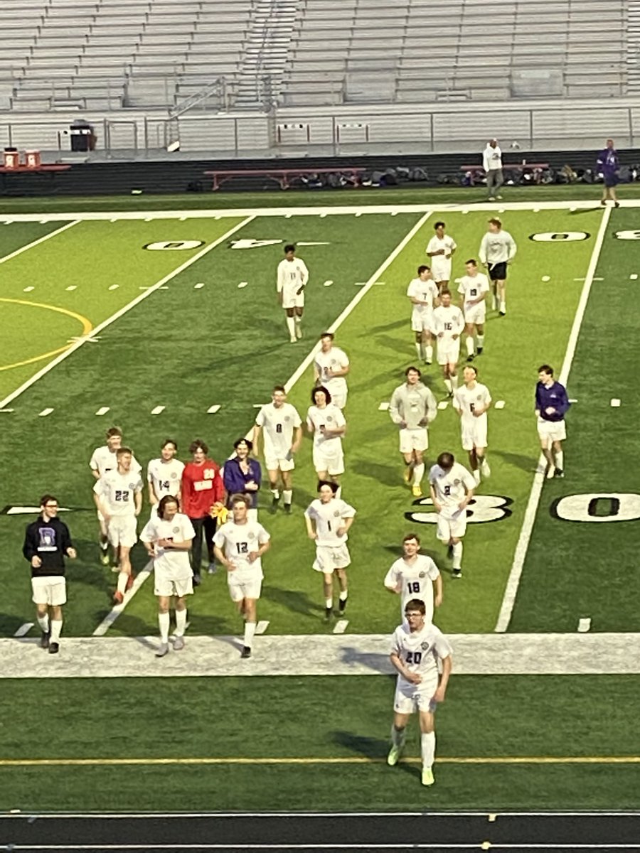 BlairHSSoccer's tweet photo. Varsity Bears with the win over Elkhorn 2-1!  @BHSBlair https://t.co/hIfwCpmtav