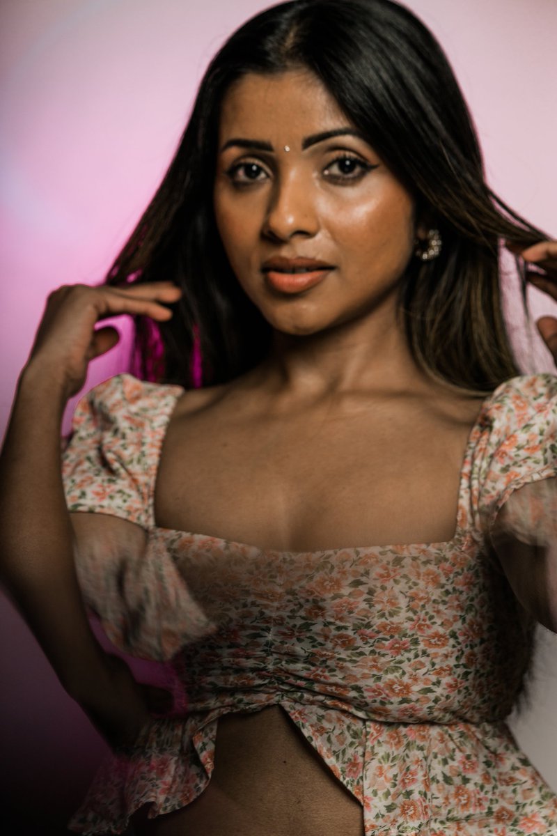 My wife and I another experimental photoshoot using the samsung tablet homescreen reflection to try these shots. #canonr #canon85f2 #godox #EdisonNJ