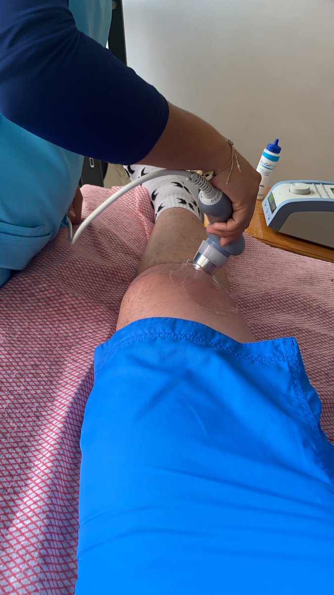 laparktapia's tweet photo. Quiero agradecer al dr Daniel saucillo es el doctor que atiende a los jugadores del cruz azul y me está atendiendo y dice que para el 30 de abril voy estar como navaja de rasurar muchas gracias doc Daniel saucillo https://t.co/5I8FAqgP35