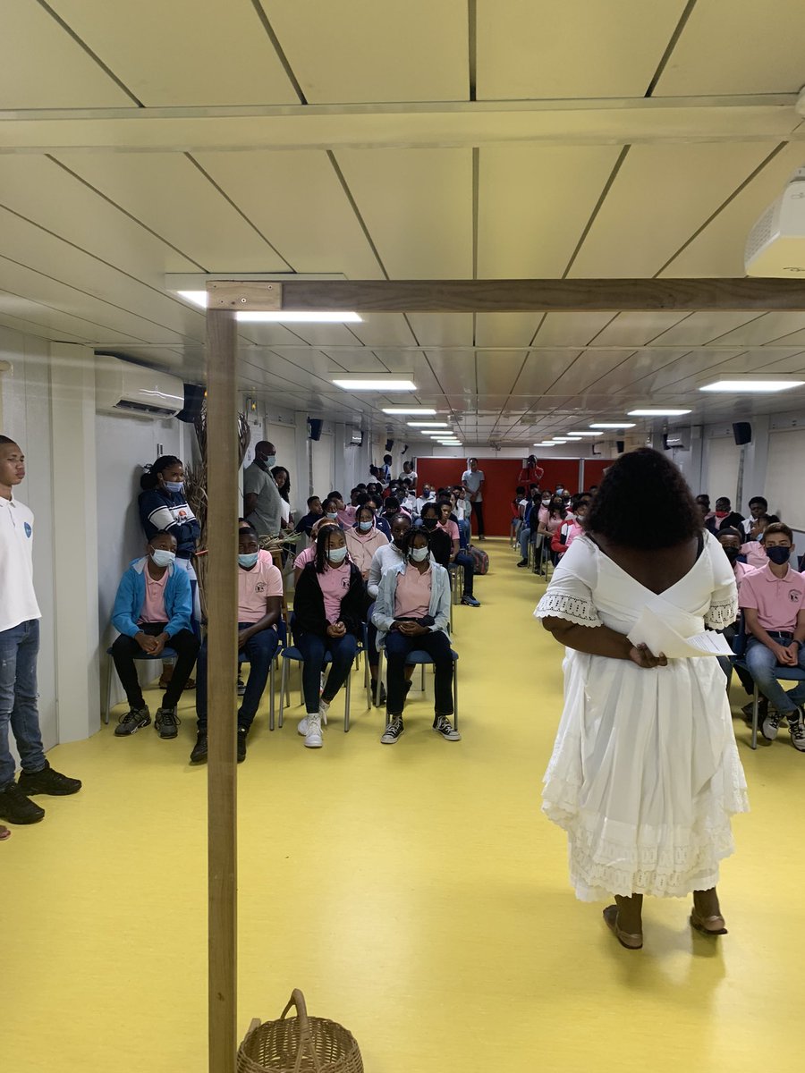 SinosaStephane's tweet photo. ##9720692V #👍🏾Lapot wouvè! 250 collégiens du secteur #LNA ont été ravis de participer à notre JPO. Atelier Humanités, mise en scène très appréciée- Escape Game - démo EPS- présentation formations et visite du lycée. 26/04 sourires et envie sur les visages au #LPONORDATLANTIQUE. https://t.co/t4SvGf1BTX