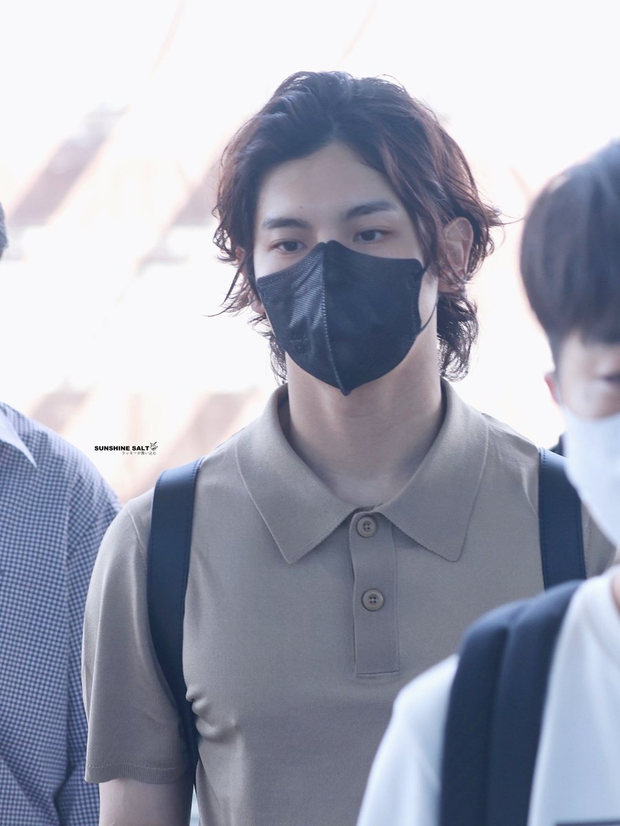 【220427 】인천출국~✈️도쿄

#Changmin #チャンミン #최강창민 #심창민 #昌珉  #동방신기⁠ ⁠⁠ ⁠#공항패션