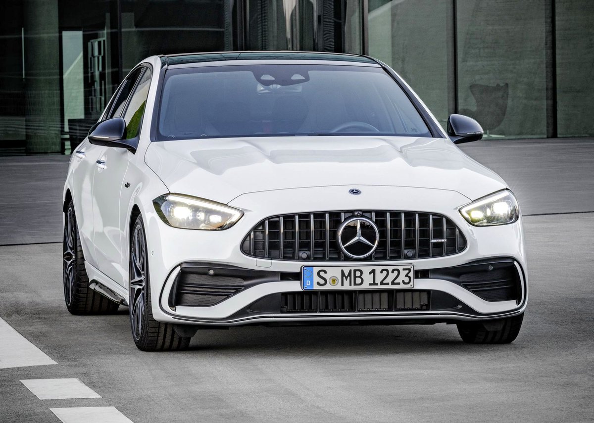 PlacaDosCarros's tweet photo. Mercedes apresentou a nova C43 AMG: 4 cilindros 2.0 turbo com 408cv + elétrico de 14cv e tração integral! #MercedesC43 #AMGC43 https://t.co/aCKxm3BclD