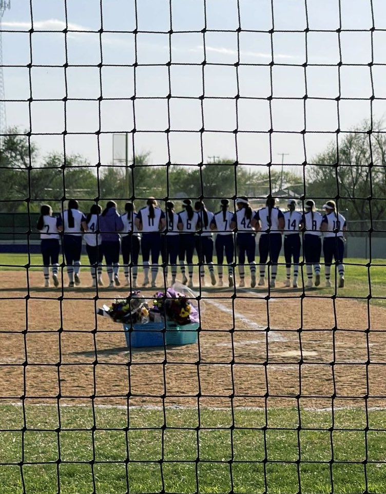 team work makes the dream work❤️  #1❤️1goal #RRladycats #DreamTeam #BigGoals