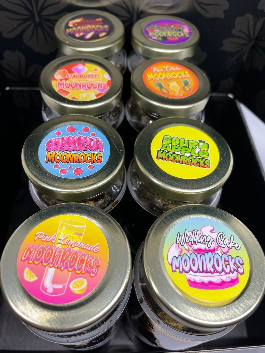 Happy_Paxx's tweet photo. Bud Naked Moonrocks 🌚 🌝 💨 https://t.co/OWwmZHebdN