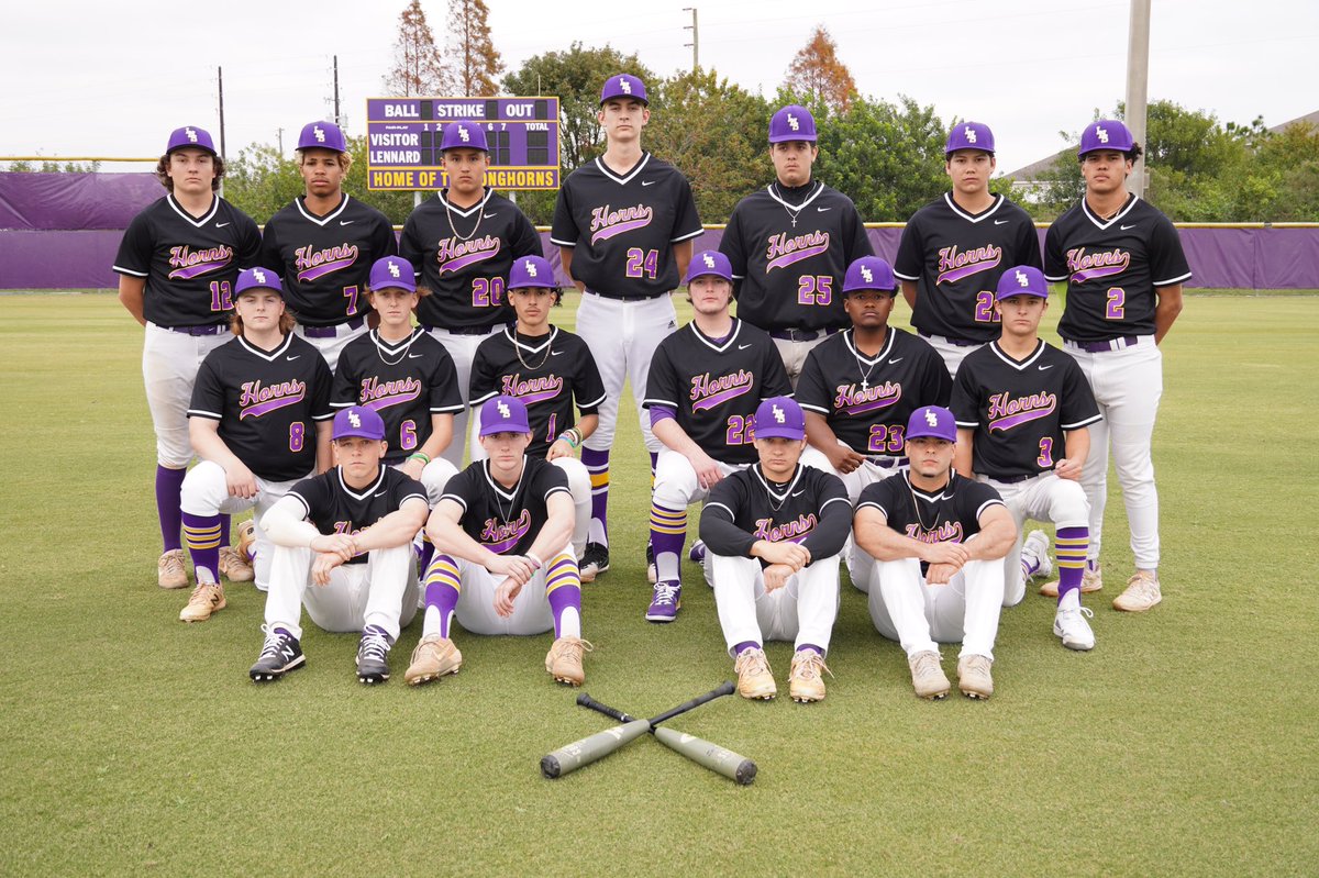 Longhorns take down Armwood 9-0. Finish the regular season 17-4. Tonight’s victory ties most regular season wins in school history. 🤘🏽 #GoHorns