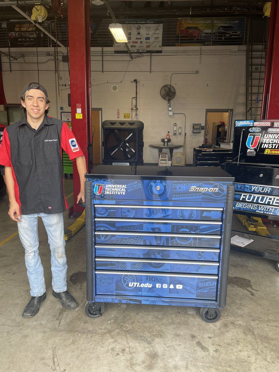 CHS_AutoTech tweet media