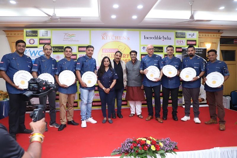 KitchenBetter's tweet photo. #Throwback To An #Extravagant Event 
#GrandFinale 2021-2022 #EVEREST #BETTERKITCHEN #CULINARYCHALLENGE 
COMES TO AN END OF #Season3 Jury Chefs #Felicitation, #Interactive Sessions @everestspices @DPUPune @Ektabhargava2 #EVERESTBKCC @VishnuChef #lastevent #hotelmanagement https://t.co/XBdJf7dQGb