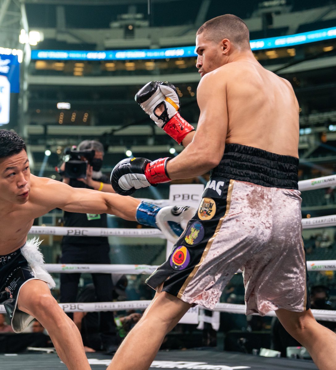 ZacharyOchoa's tweet photo. MARK IT DOWN! I’m The First Boxer to have official NFT’s on my their fight trunks on live @ShowtimeBoxing tv!!! @DegenToonz @LongLostNFT @BoredApeYC #zungry 😈🔥💤 https://t.co/SkGT7BD9WB