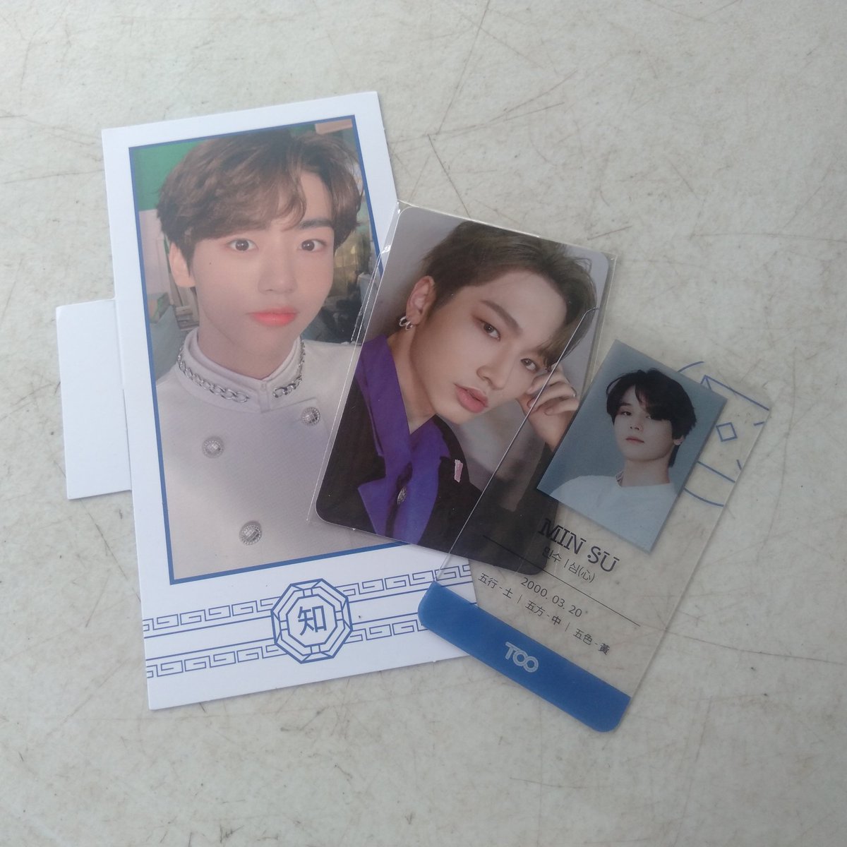 gyehoonasia's tweet photo. #ot10cartproofs ;; may dumating na pogi kahapon! thank you so much @ot10cart!! 💗 https://t.co/uy1dmc52XK
