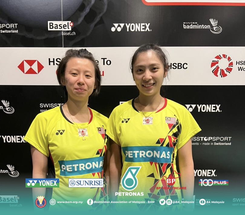 BA_Malaysia's tweet photo. RESULTS: #BAC2022

R32

#MAS🇲🇾 Anna Cheong-Teoh Mei Xing def. #IND🇮🇳 Ashwini Bhat K-Shikha Gautam 21-19 21-12

#DemiMalaysia
#BadmintonMalaysia https://t.co/zYMjxJHRcl