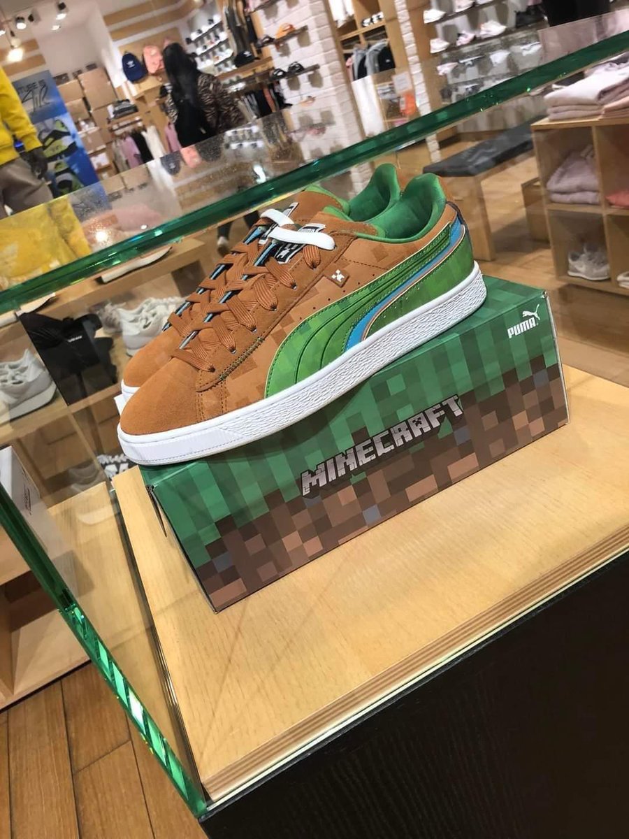 Community Mom tweet media