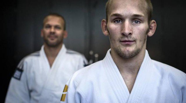 dovensport's tweet photo. De Deaflympics gaan bijna beginnen. 
Wie zijn de sporters die Nederland vertegenwoordigen in Brazilië? 

Vandaag de judoka’s Albert (34 jaar, uit Kornhorn (Gr), gewichtsklasse -60kg) en Jari Wollrabe (18 jaar, uit Oosterhout, gewichtsklasse -80kg). 

Succes in Caxias Do Sul! 🇳🇱💪🏻 https://t.co/DueDezpqxY