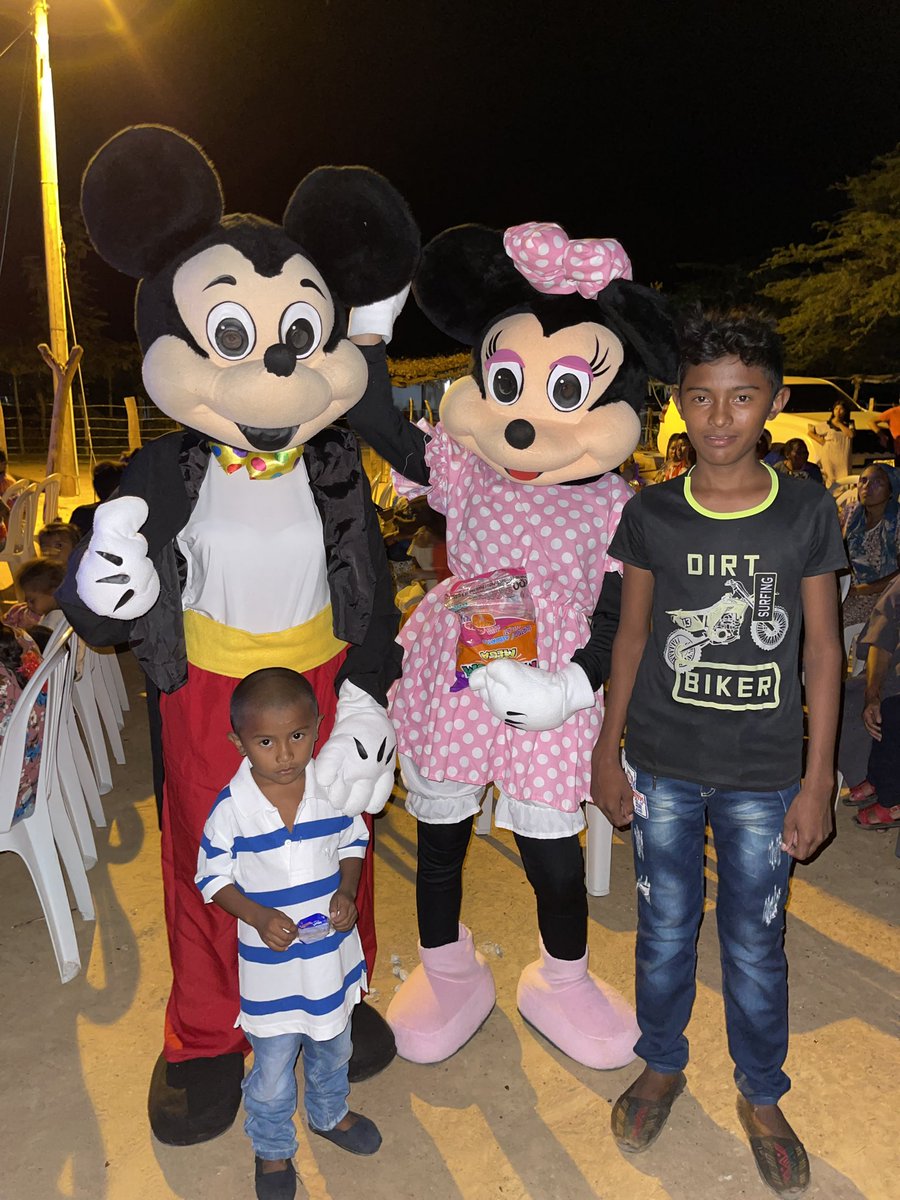 Funsicog's tweet photo. Gracias por aceptar nuestra invitación, fue una tarde inolvidable acompañada de recreación, personajes animados y mucha diversión.  #Funsicog #YoEstoyConFunsicog #SilvestreDangond https://t.co/XKywyDwGfE
