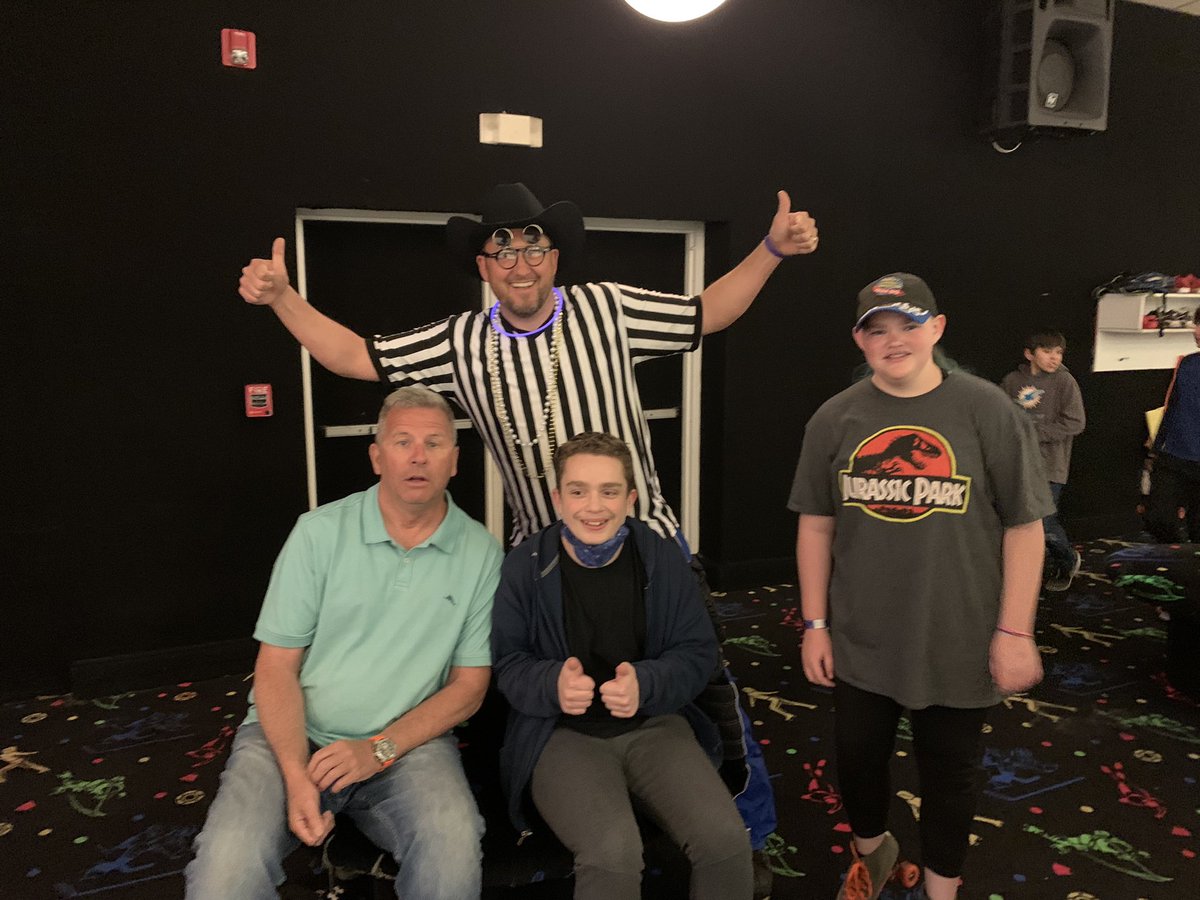 CarmodyMiddle's tweet photo. Carmody Middle School Skate City Night was a huge success. Go Cougars!!! #jeffcobettertogether #teamjeffco #toddengels https://t.co/10SL1JgQDl