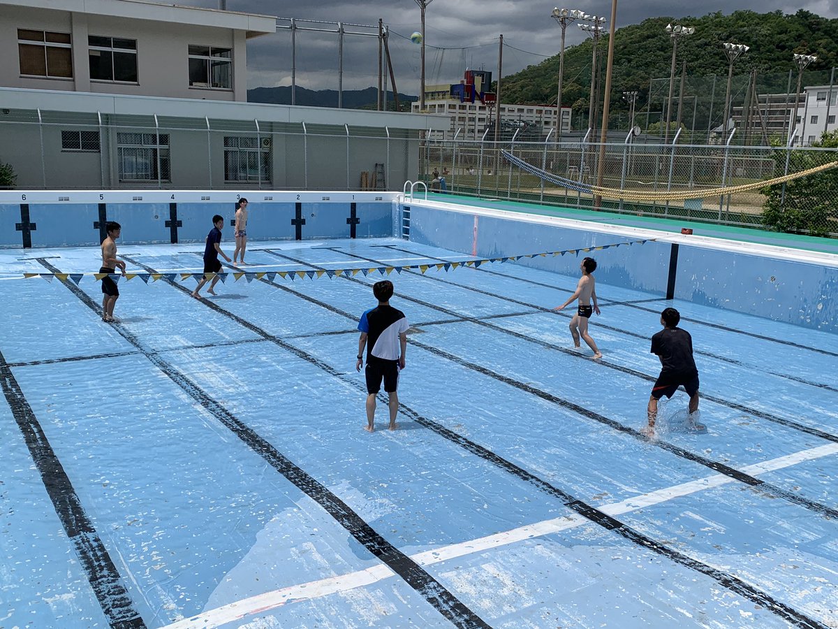 去年のプール掃除後の様子