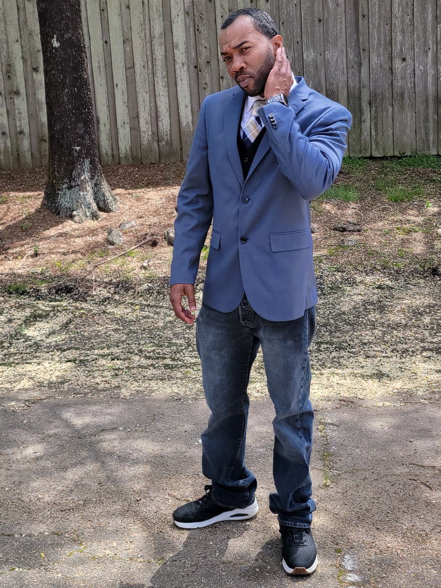 Darius Stokes tweet media