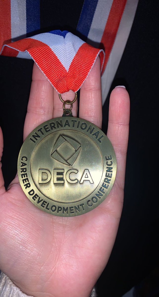 MHS_business20's tweet image. The team of Duggan and Licitra Peevey are OFFICIALLY top 10 in the country!!!! What an AMAZING accomplishment!!! We are over the moon excited❤️🤍 first year chapter represent!!! #DECAICDC #MassDeca