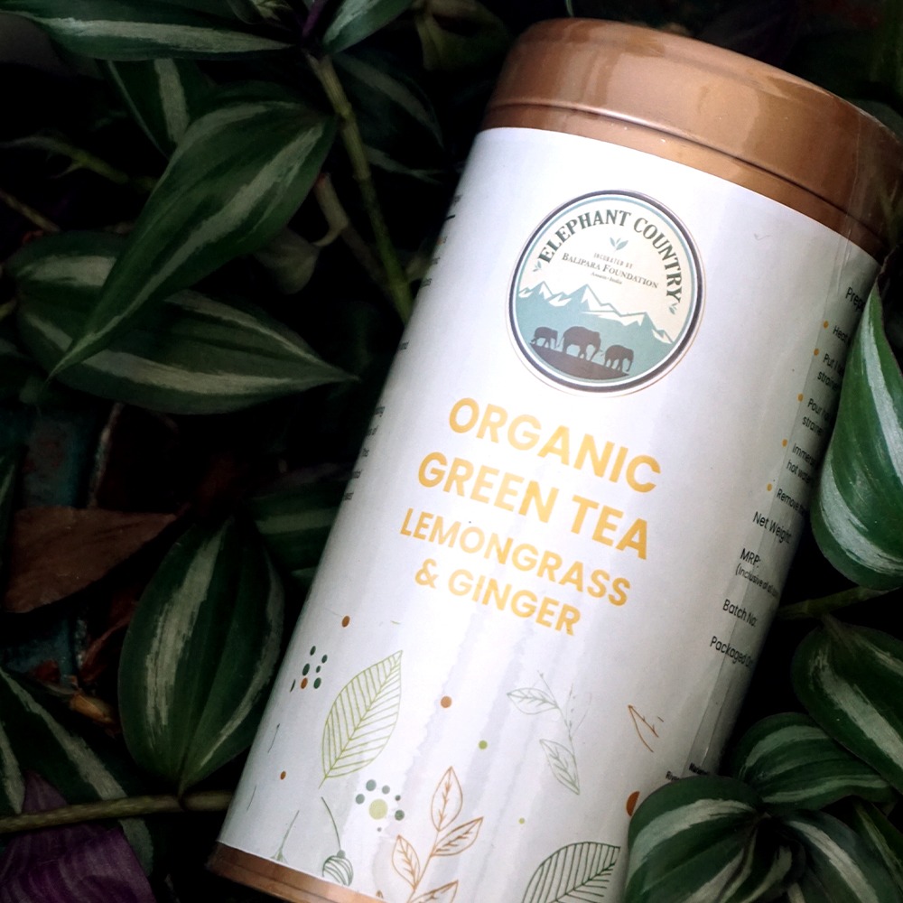 ElephantCountry's tweet photo. Curated  with  subtle  flavor,  Elephant  Country’s  Organic  Green  Tea  Lemongrass  &amp; Ginger  is  a great  source  of  antioxidants  and  antimicrobial  properties,  and  also  lowers  inflammation  in the  body. https://t.co/tQU7FVtBPN