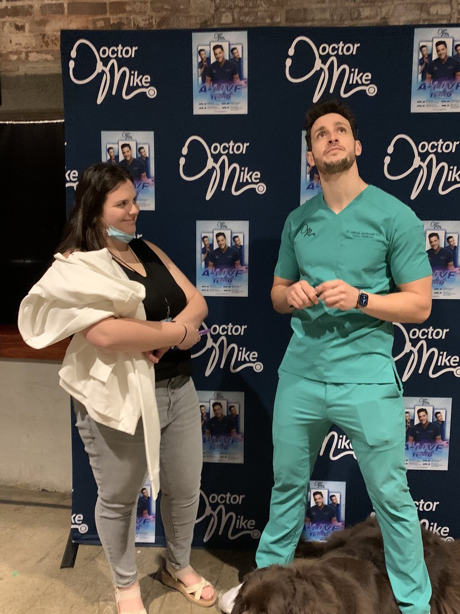 LizWalto29's tweet photo. @RealDoctorMike try to guess what I asked you 🤣 https://t.co/bMNT9pG5bU
