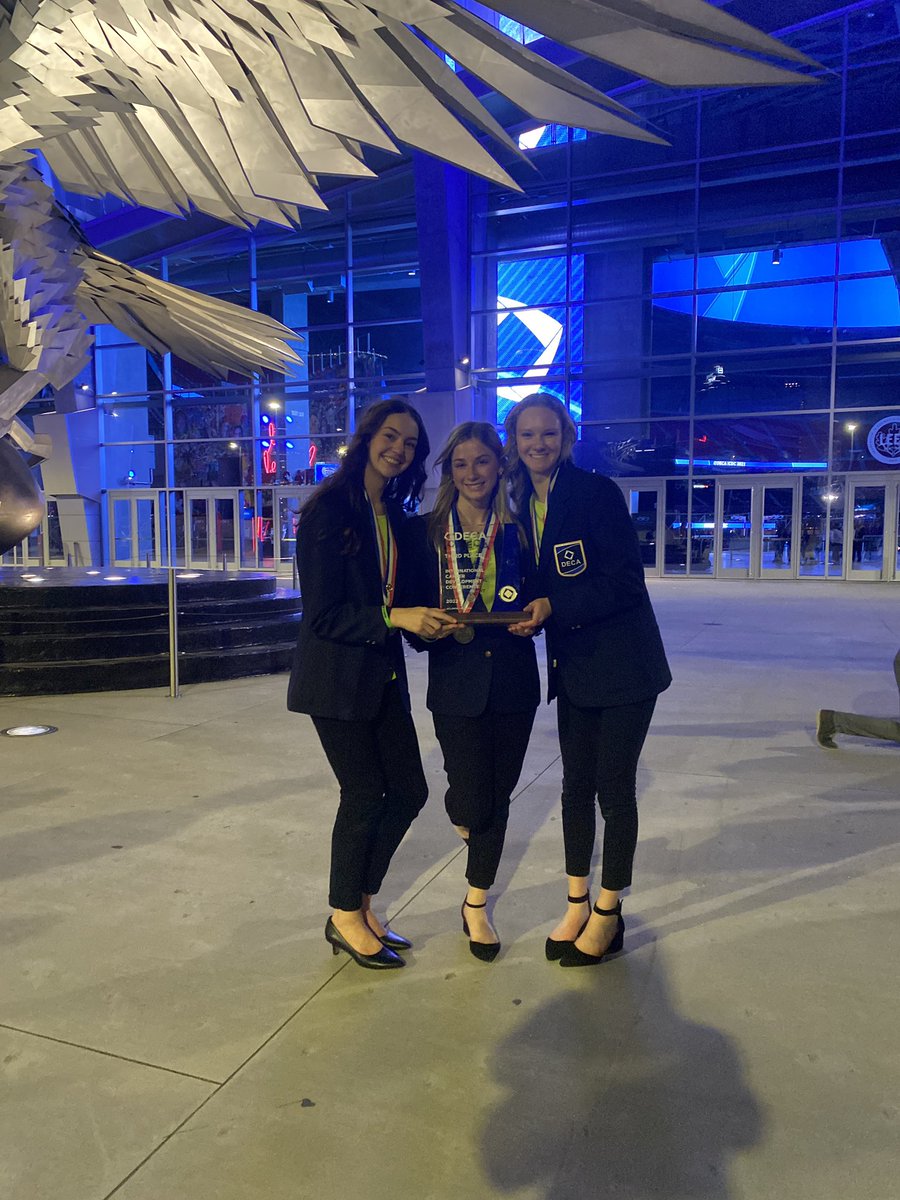 Rogers DECA tweet media
