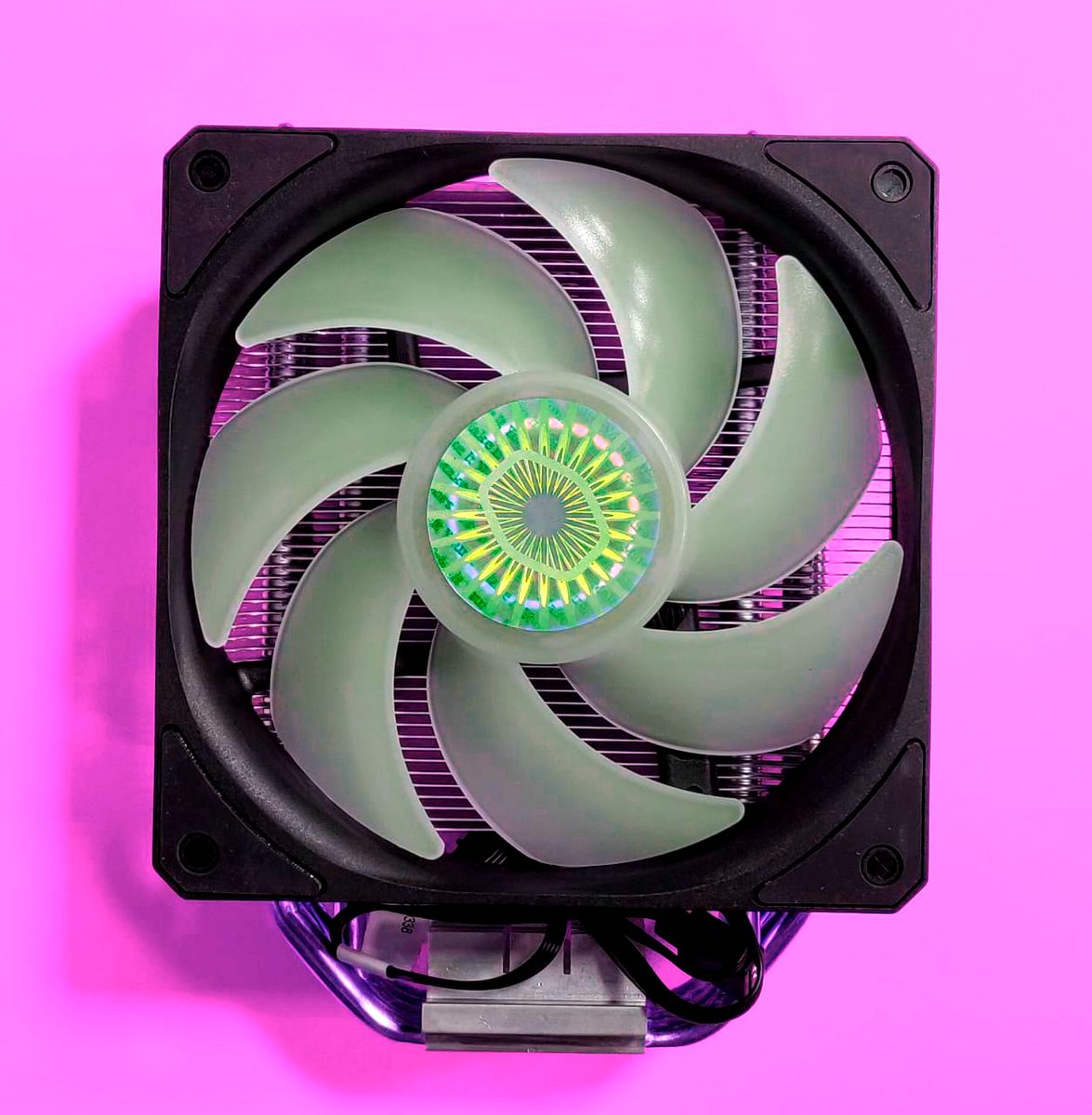 cm_India's tweet photo. Guess The Air Cooler!! Yes, it does support LGA1700.

📷: @greencompunet 

#Coolermaster #CMIndia #AirCooler #LGA1700 #Intel #AMD #HyperSeries #SickleFlow #ARGB #RGB https://t.co/XaZQWsholz