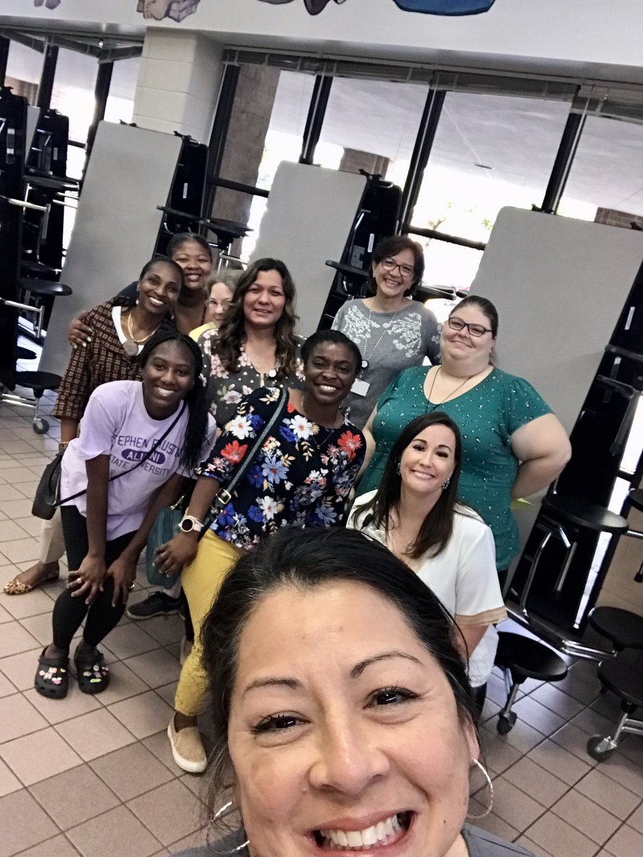 Tonight’s 2nd Grade musical “Positive” was just that. Ms. Simon and her students were outstanding, and our 2nd grade team was there to support them! <a href="/BangElementary/">Bang Elementary</a> <a href="/erwannwilson/">Erwann Wilson</a>